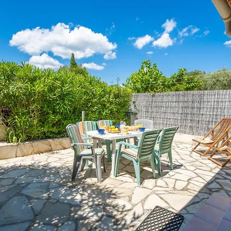 Les Jardins De Sinople By Interhome Apartment La Madrague